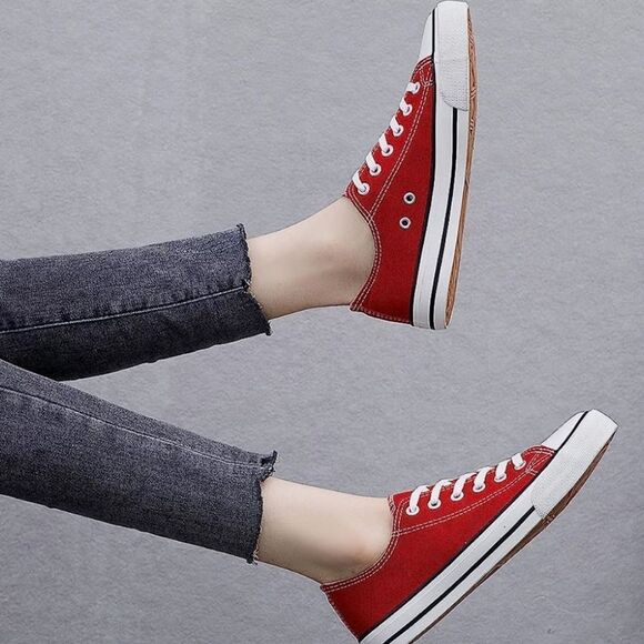 🔸️Airwalk Red & White Canvas Sneakers Size 8 - Picture 3 of 13